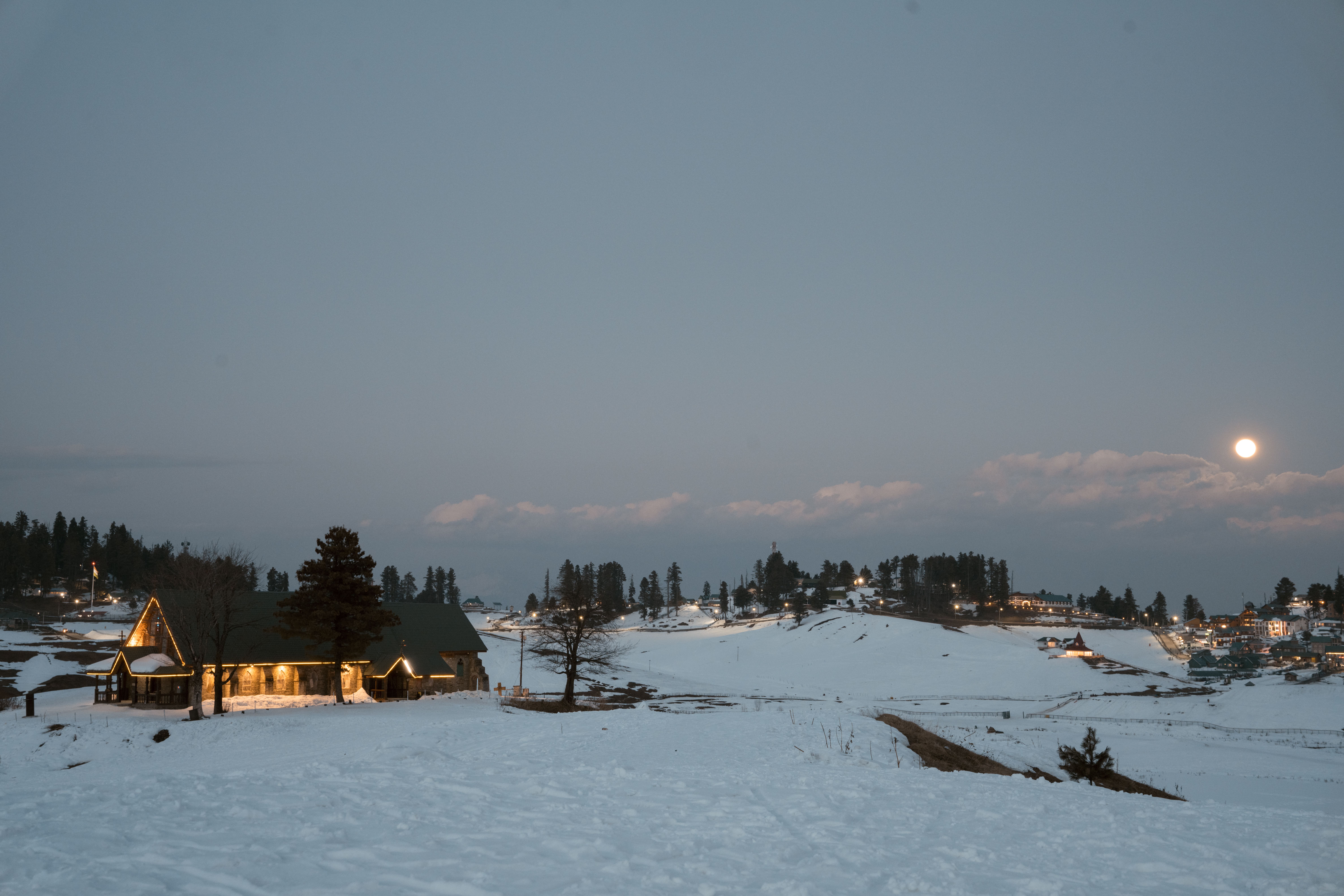 Kashmir Escape